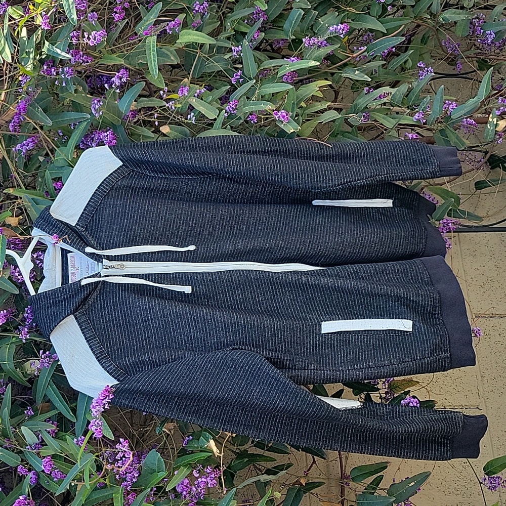 Black and White Striped Zip Up Hoodie Unisex Men's Medium